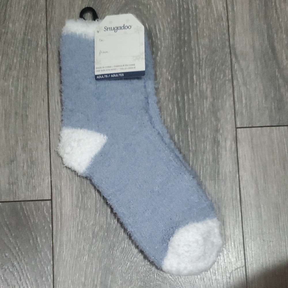 Men's Cozy Blue Fuzzy Socks - Light Blue with White Accents